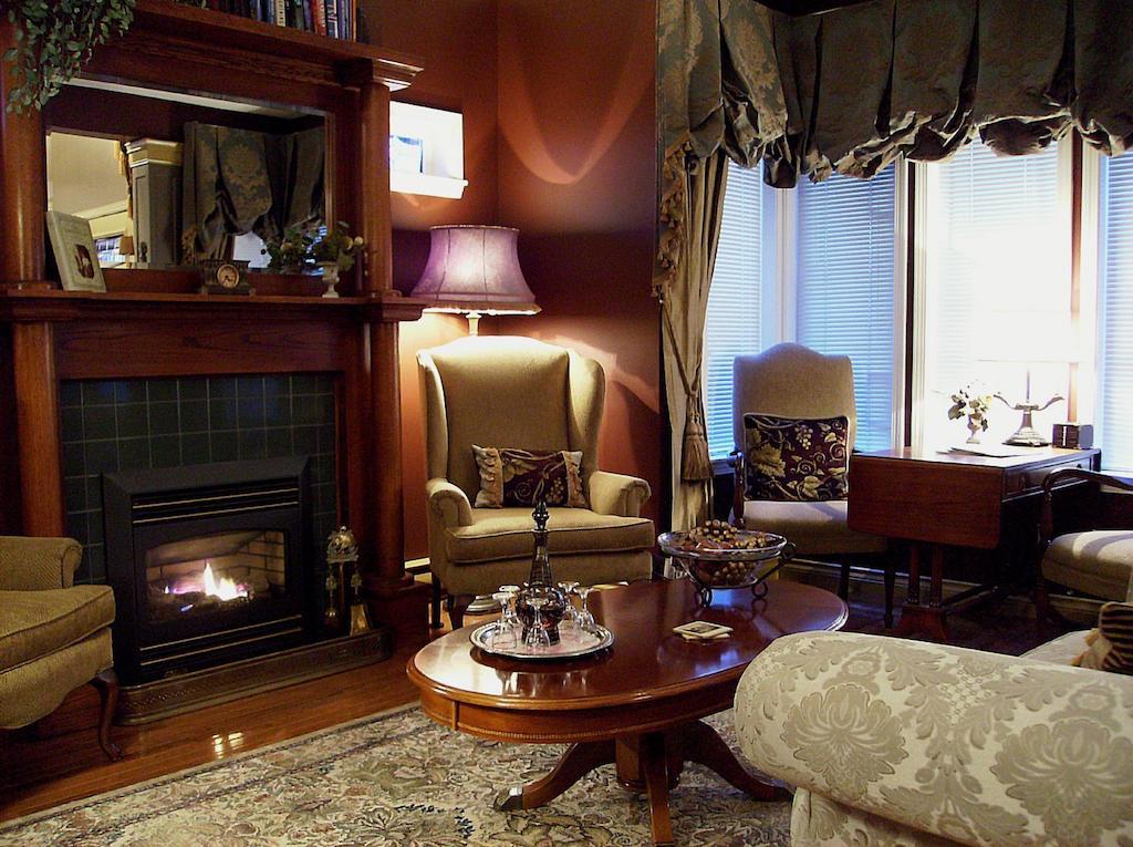 The Beacon Inn At Сидни Екстериор снимка